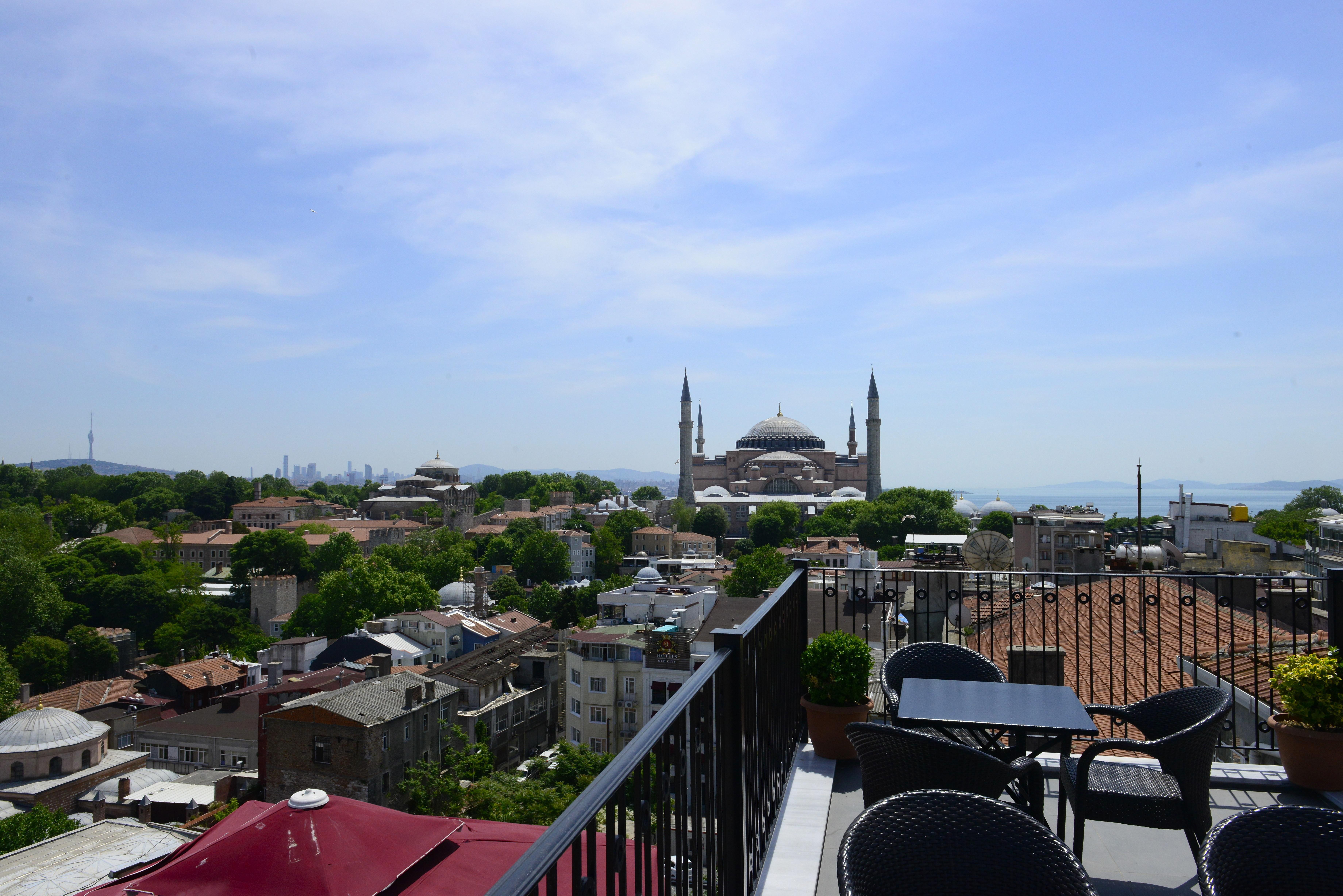 Agora Life - Special Class Otel